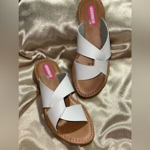 White Girl's Sandals size 1